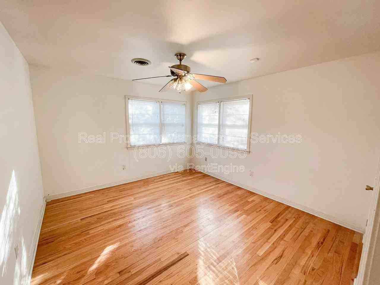 3105 44th St - Photo 7 of 14