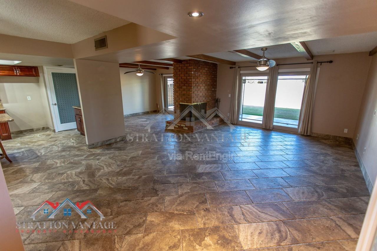 4711 S Grandview Ave - Photo 6 of 44