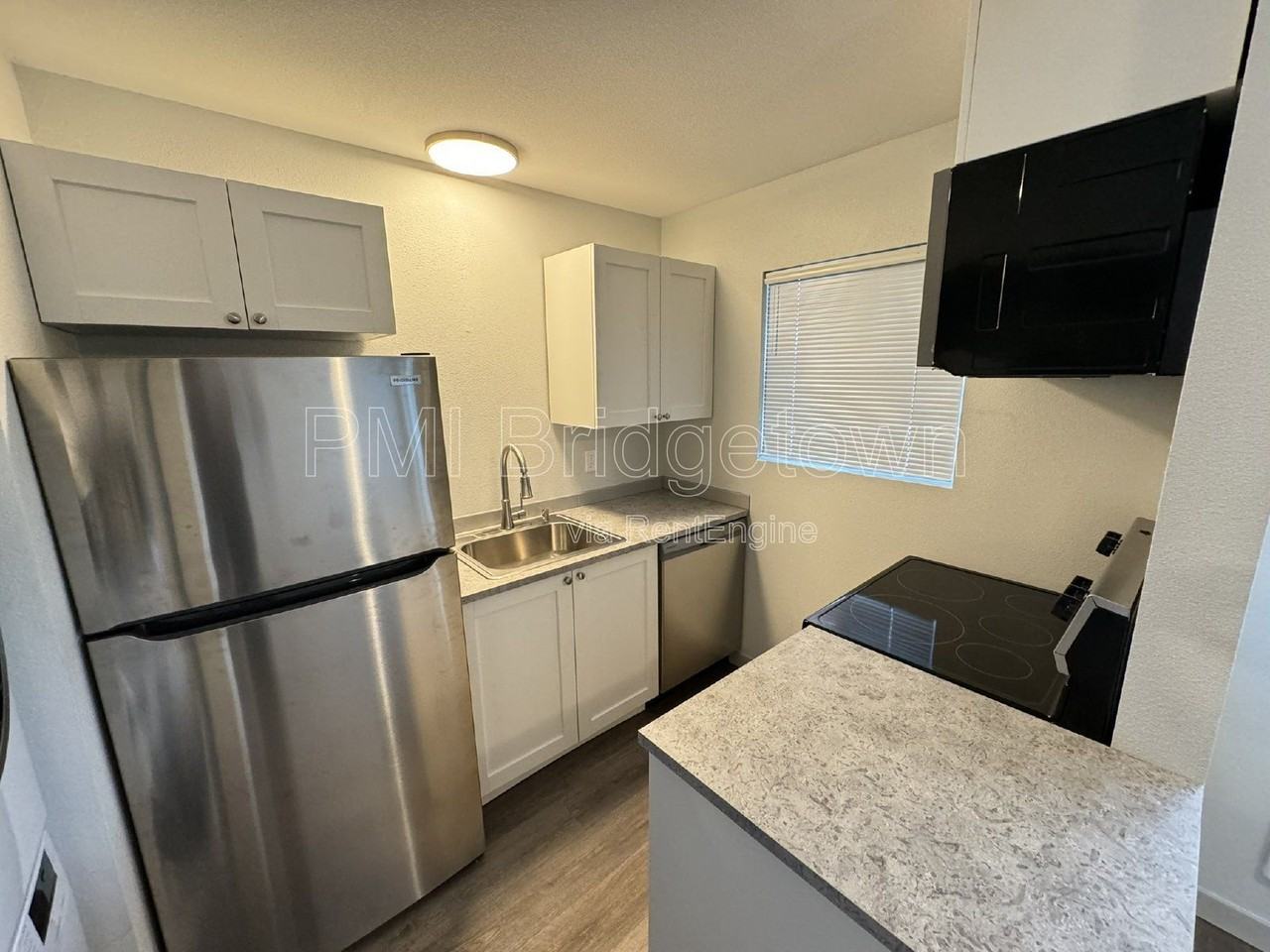 4800 Se Boardman Ave #6 - Photo 4 of 15