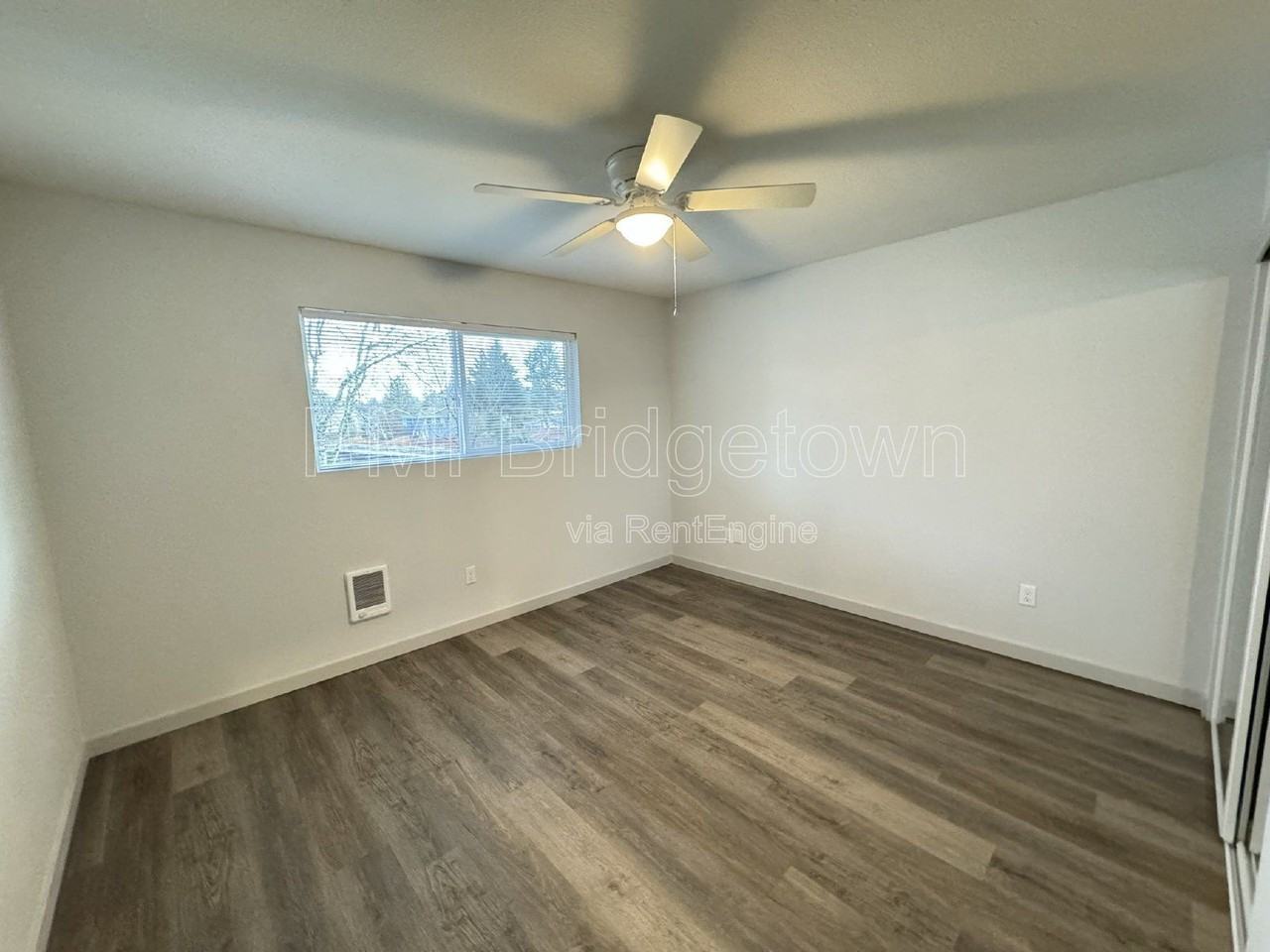 4800 Se Boardman Ave #6 - Photo 7 of 15