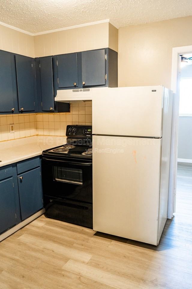 4834 Scheel Rd #217 - Photo 4 of 12