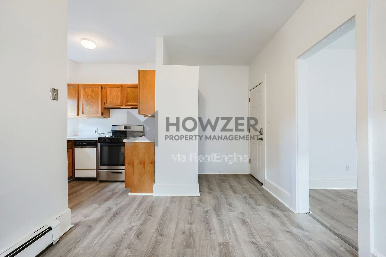 128 Arnold St #1 - Photo 2 of 21