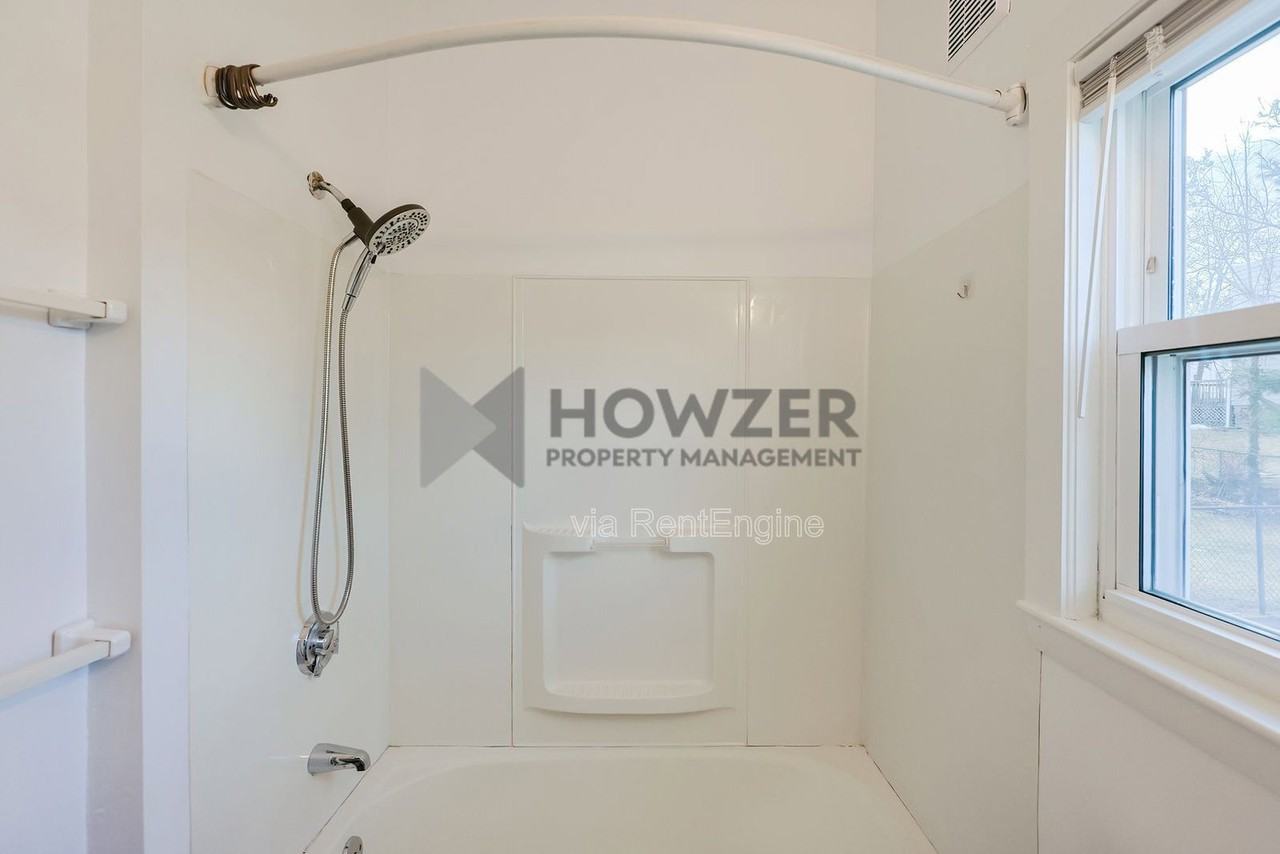 128 Arnold St #1 - Photo 6 of 21