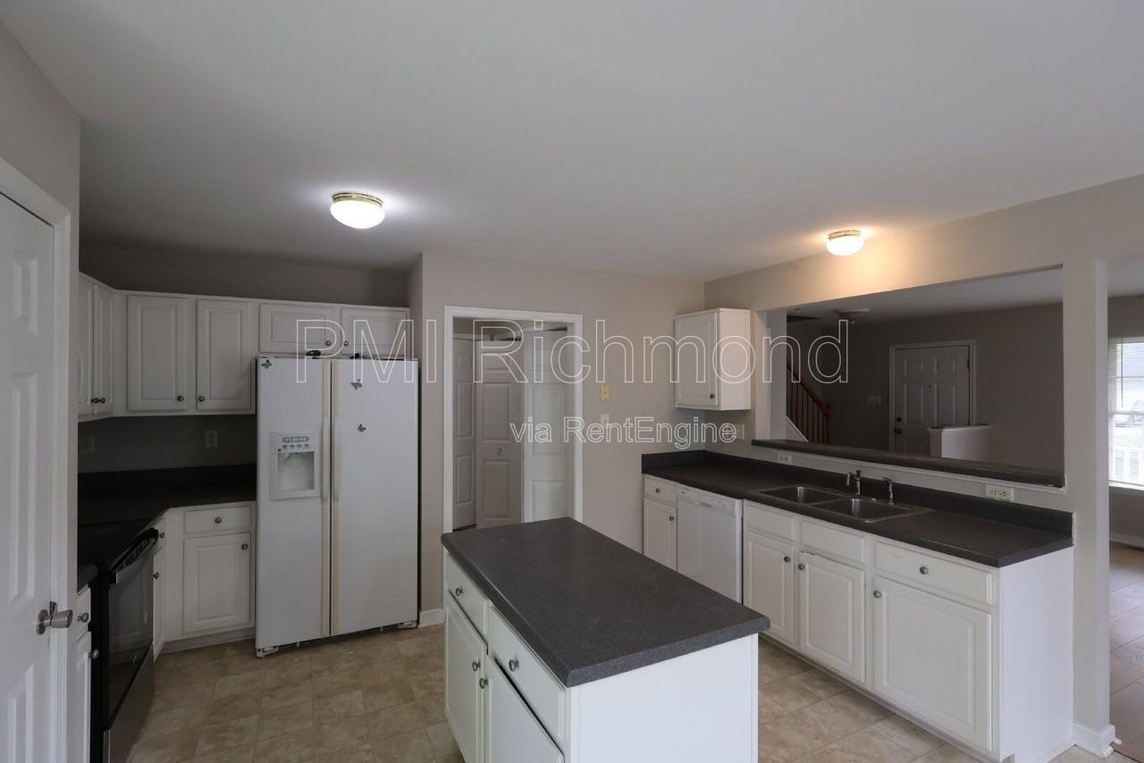 9824 Willow Glen Ct - Photo 6 of 17