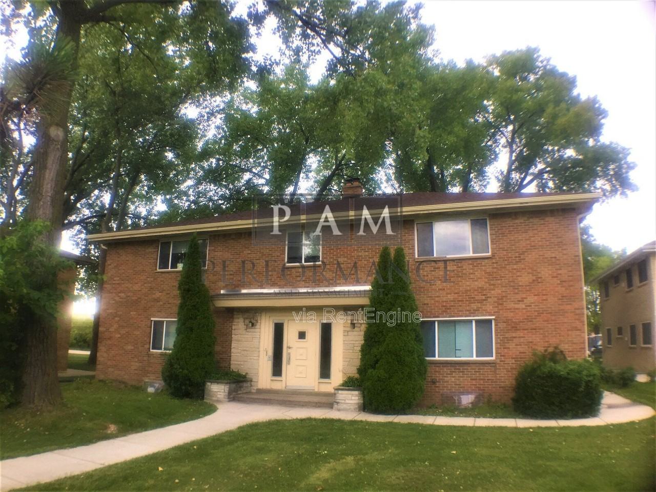 5327 N Mohawk Ave #2