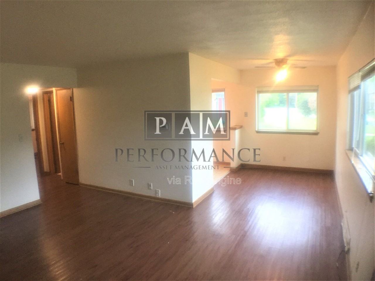 5327 N Mohawk Ave #2 - Photo 2 of 10