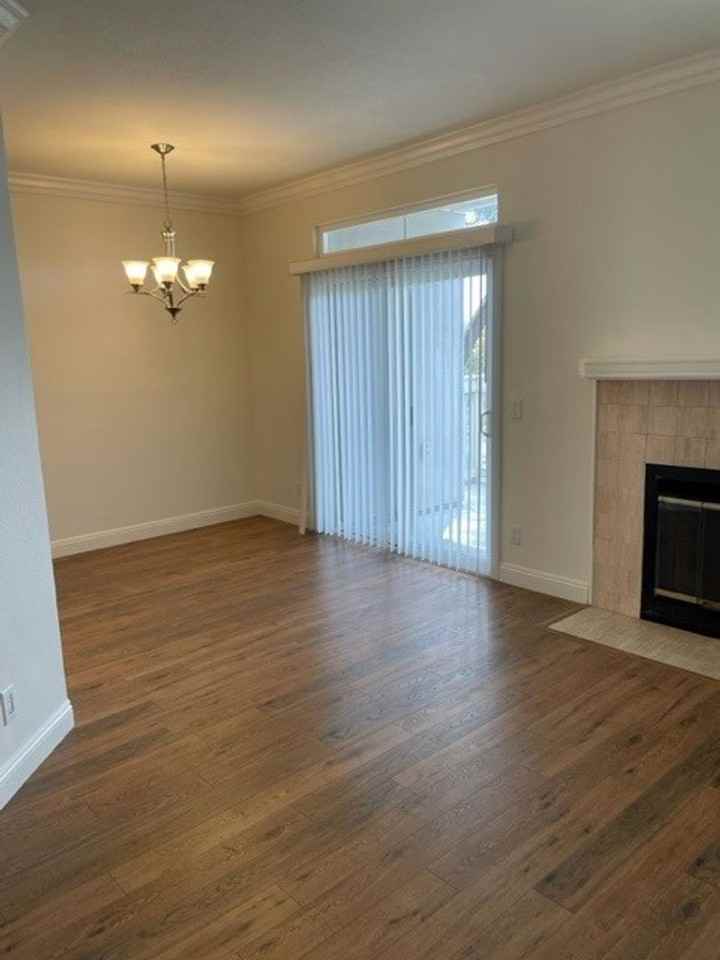72 Campton Pl - Photo 6 of 17