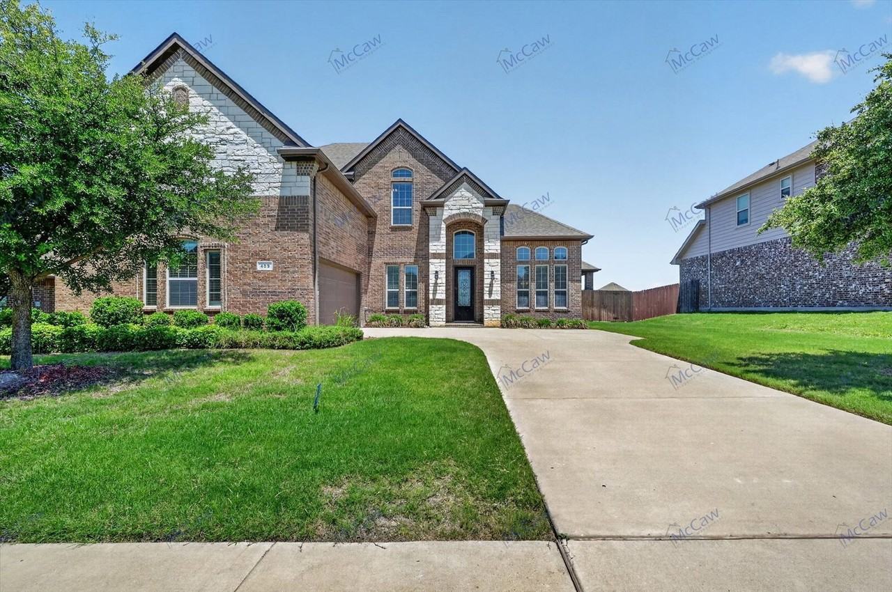 409 Rossville Dr - Photo 2 of 25