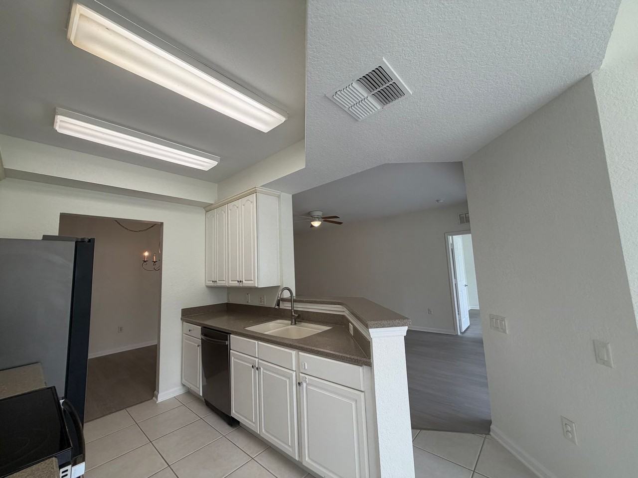 5345 Maxon Ter - Photo 5 of 14