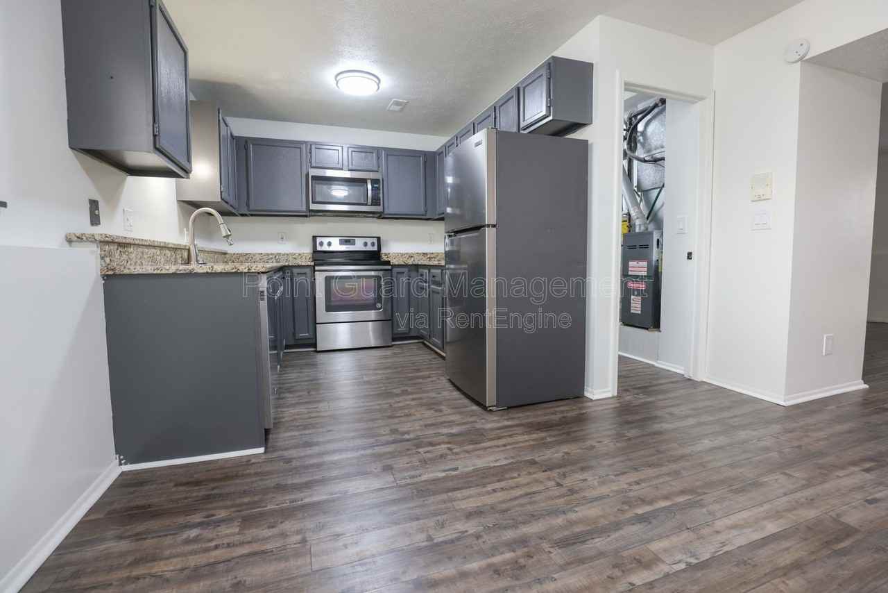 1260 Golden Gate Dr #213 - Photo 5 of 24
