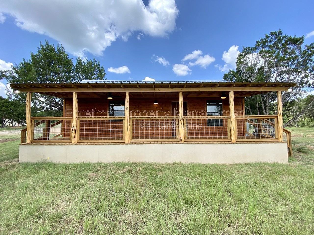 624 Deer Creek Drive West #B - Photo 4 of 46