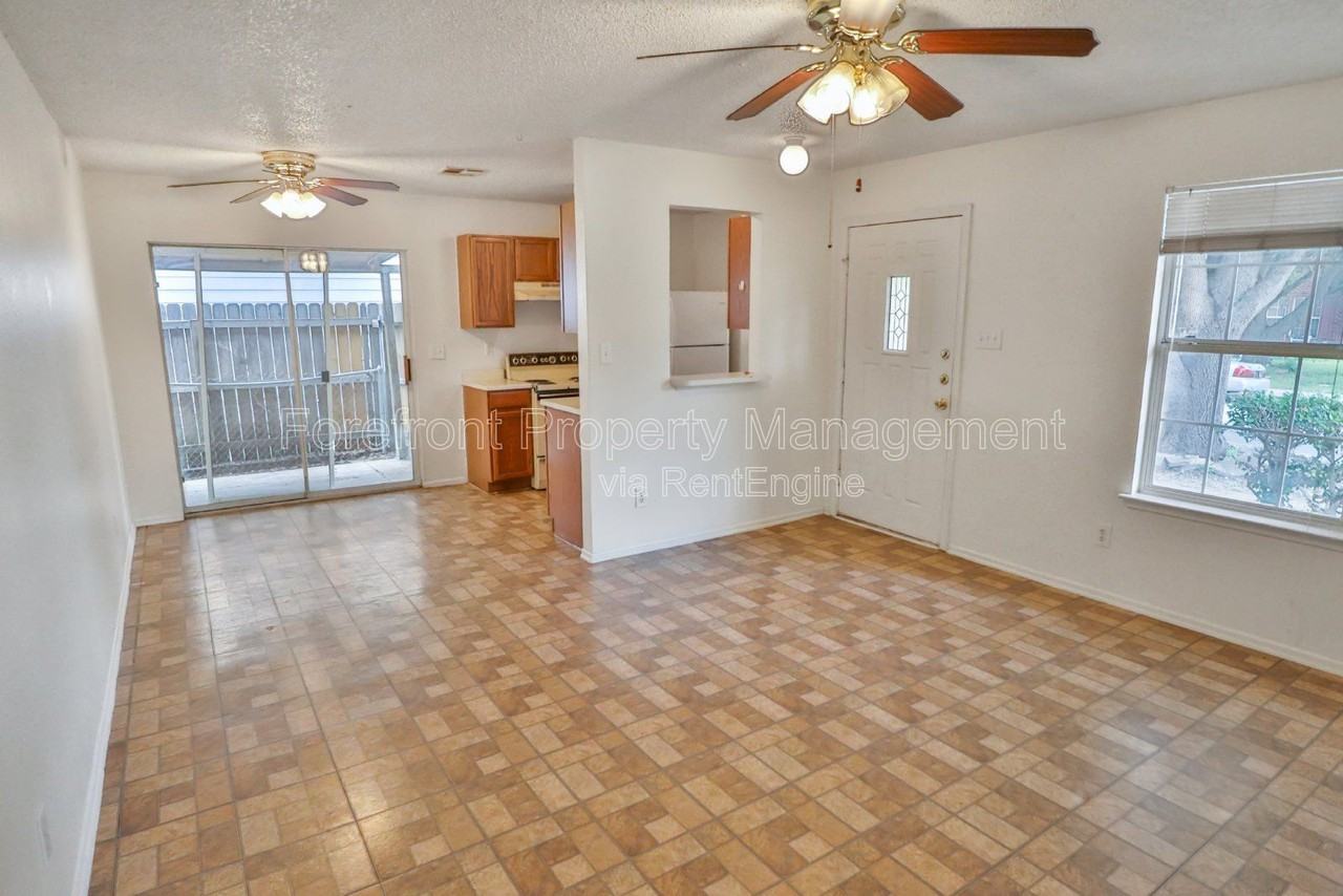 1815 Big Rock Dr - Photo 5 of 19