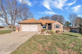 2183 W Arlington St - Photo 1 of 1