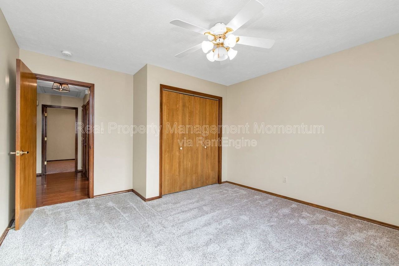 2183 W Arlington St - Photo 7 of 43