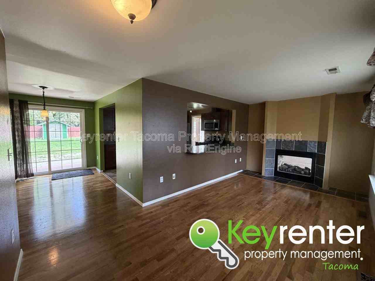 10109 119th St Sw - Photo 3 of 19