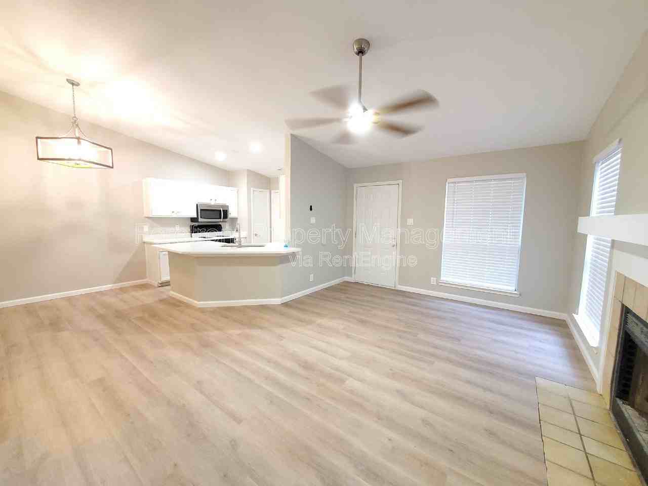 5717 Lochmoor - Photo 6 of 21