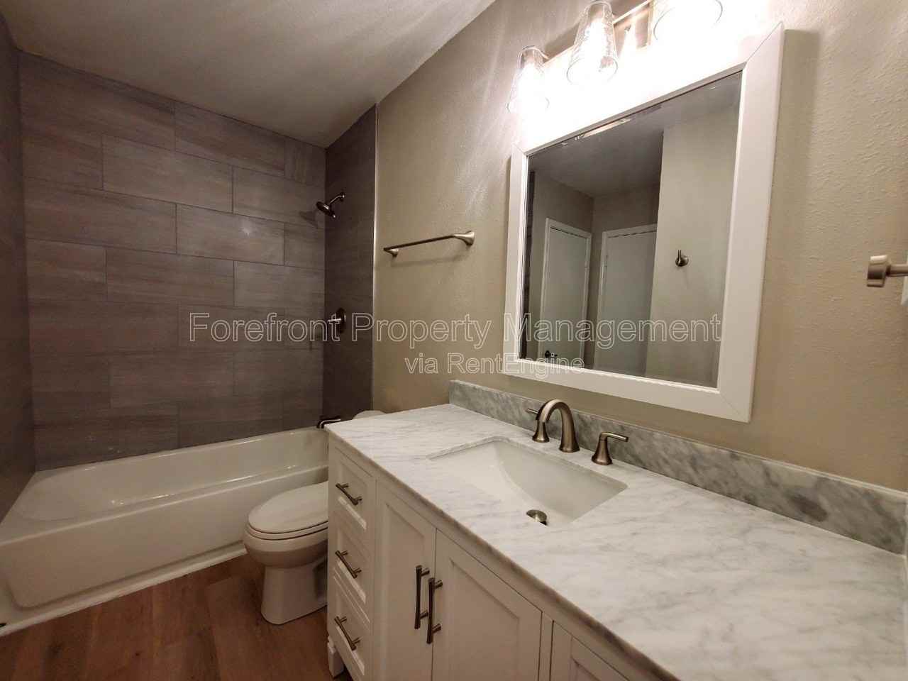5717 Lochmoor - Photo 7 of 21