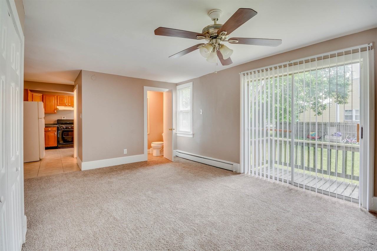 330 S Fairview St #A - Photo 5 of 12