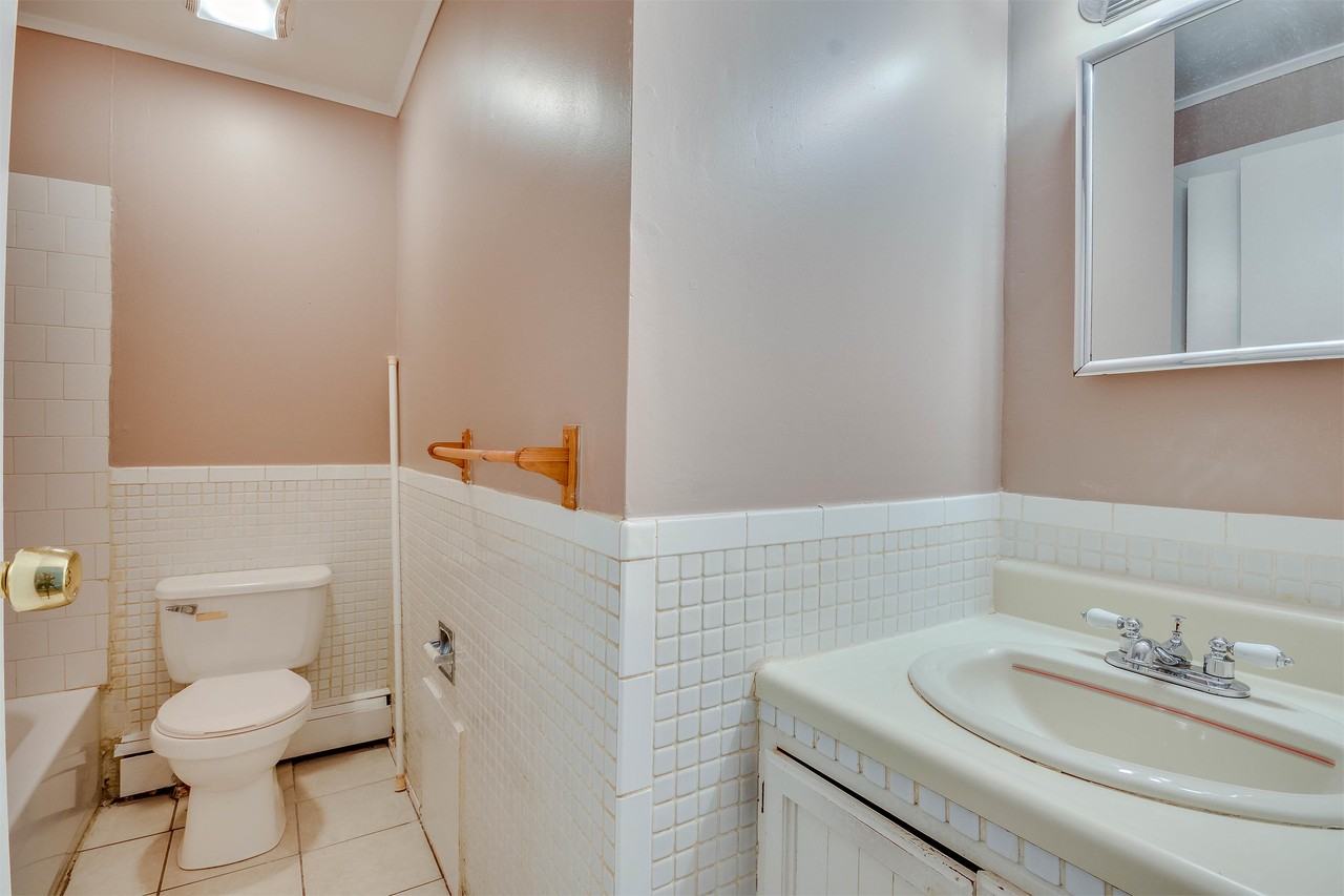 330 S Fairview St #A - Photo 7 of 12