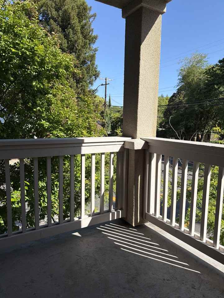 489 Mcclatchy Way #1 - Photo 7 of 23