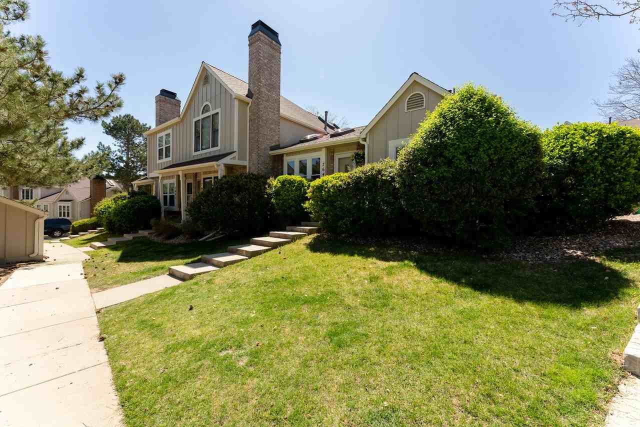 7641 South Steele Street - Photo 2 of 45