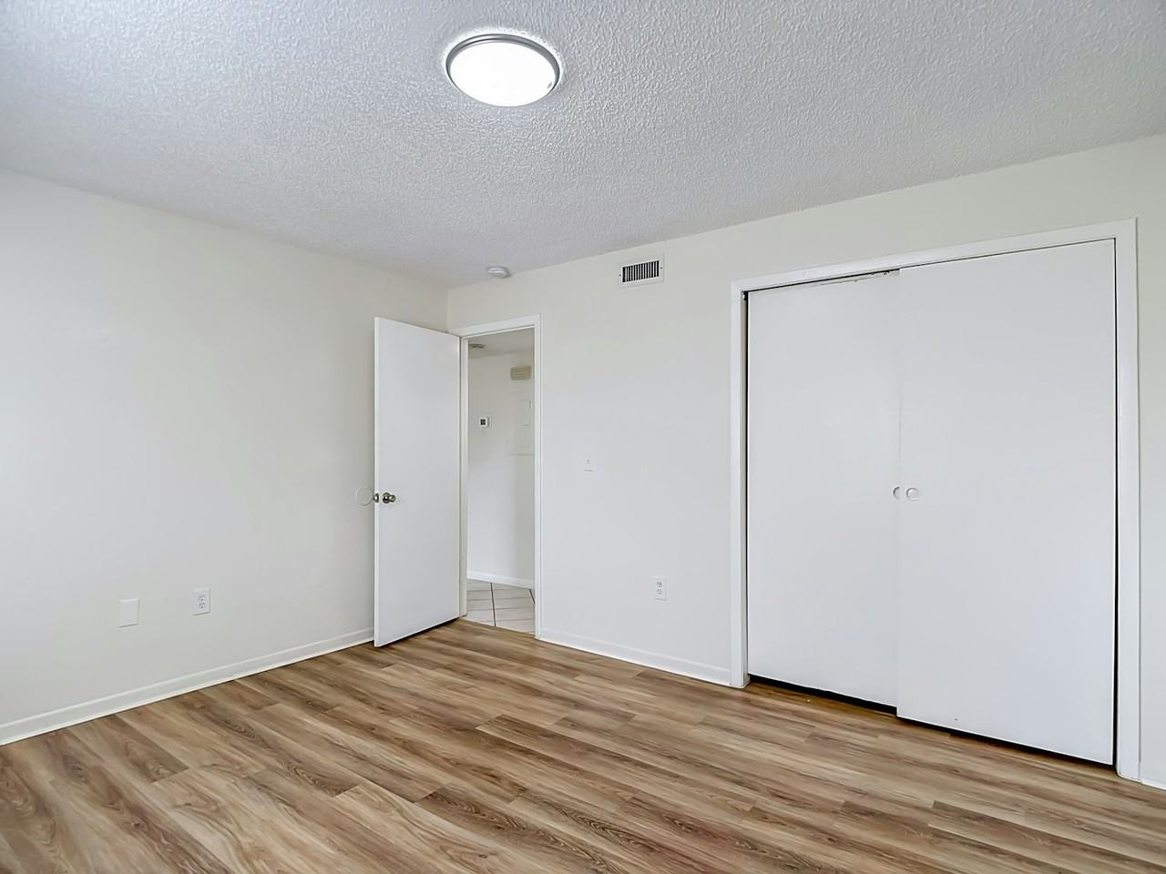4102 East Humphrey Street, Unit A - Photo 6 of 23