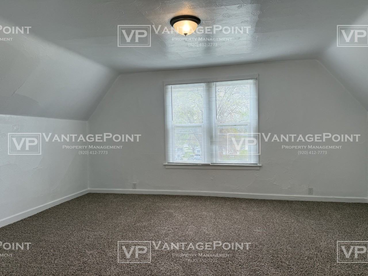 822 1/2 N Irwin Ave #822-1-2 - Photo 5 of 11
