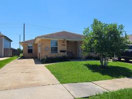 featured image of 3541 Kings Dr #3541