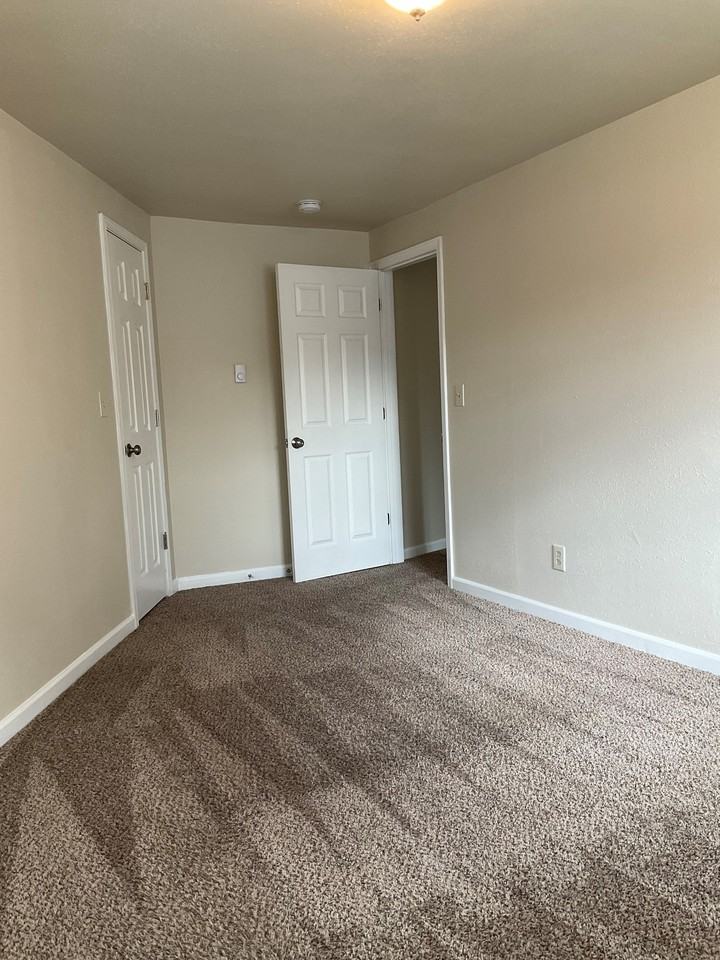 123 West Birch Street - Photo 6 of 19