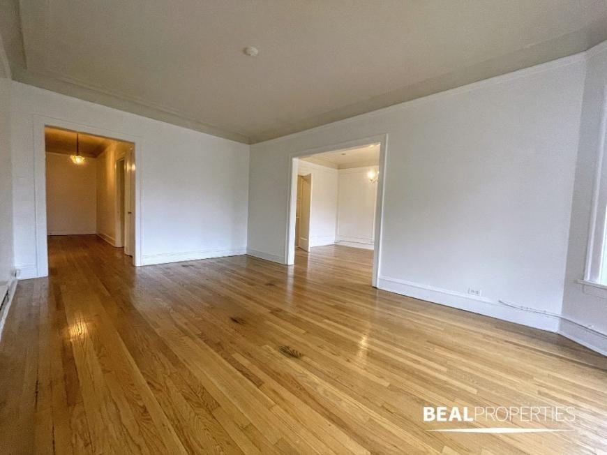 1305 Oak Ave - Photo 4 of 10