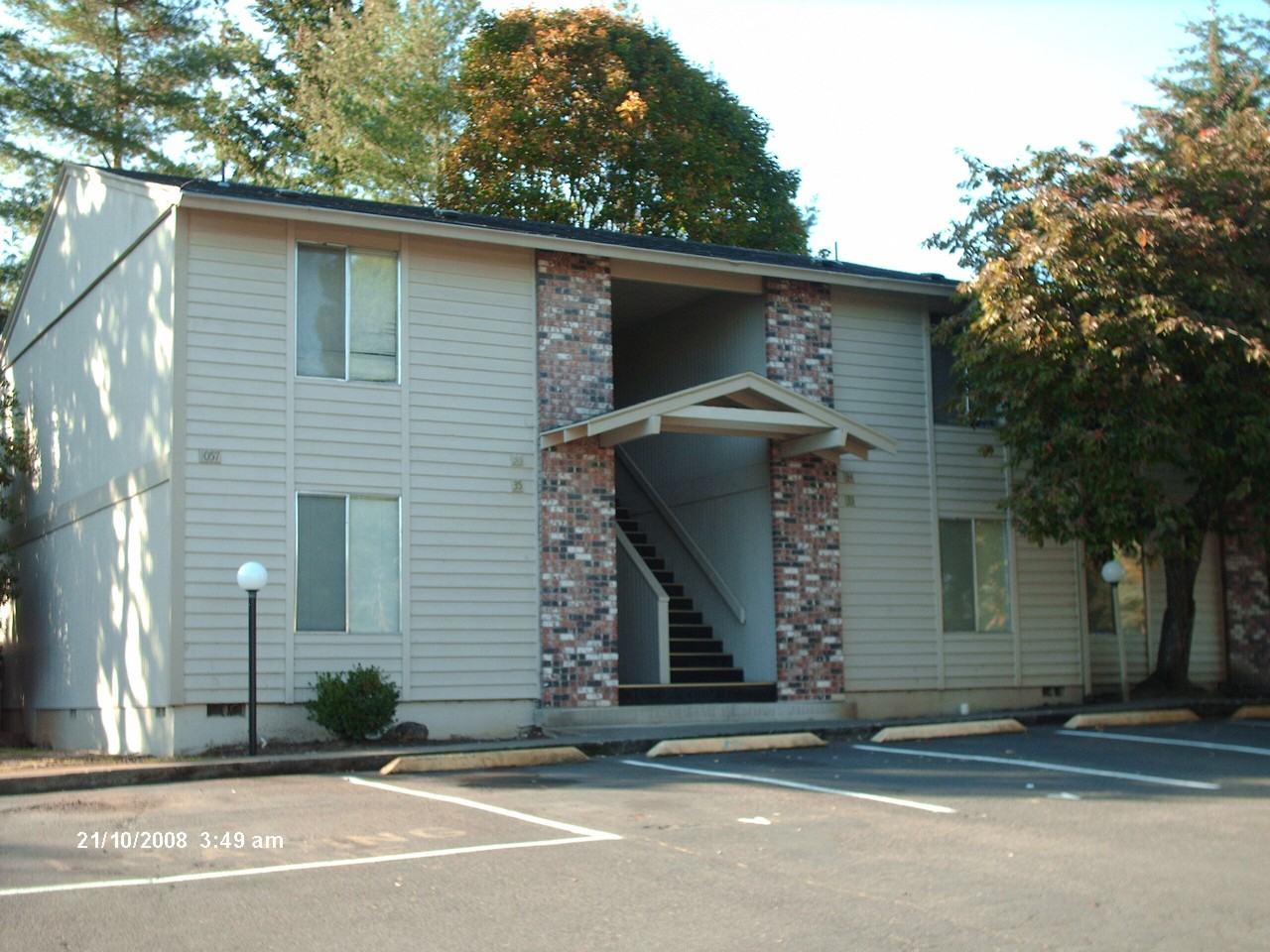Park Knoll Apts - Photo 2 of 27