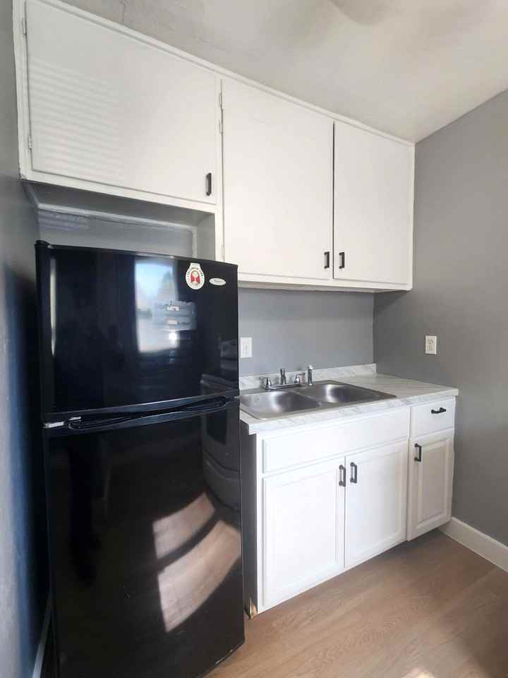 2996 Francis Avenue - Photo 4 of 7