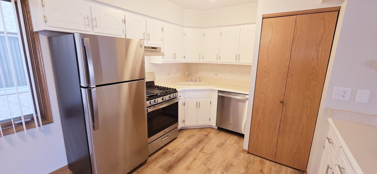 9517 Minnick - Photo 2 of 25