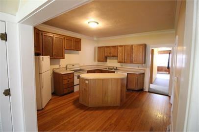 326 West Center Street - Photo 3 of 39