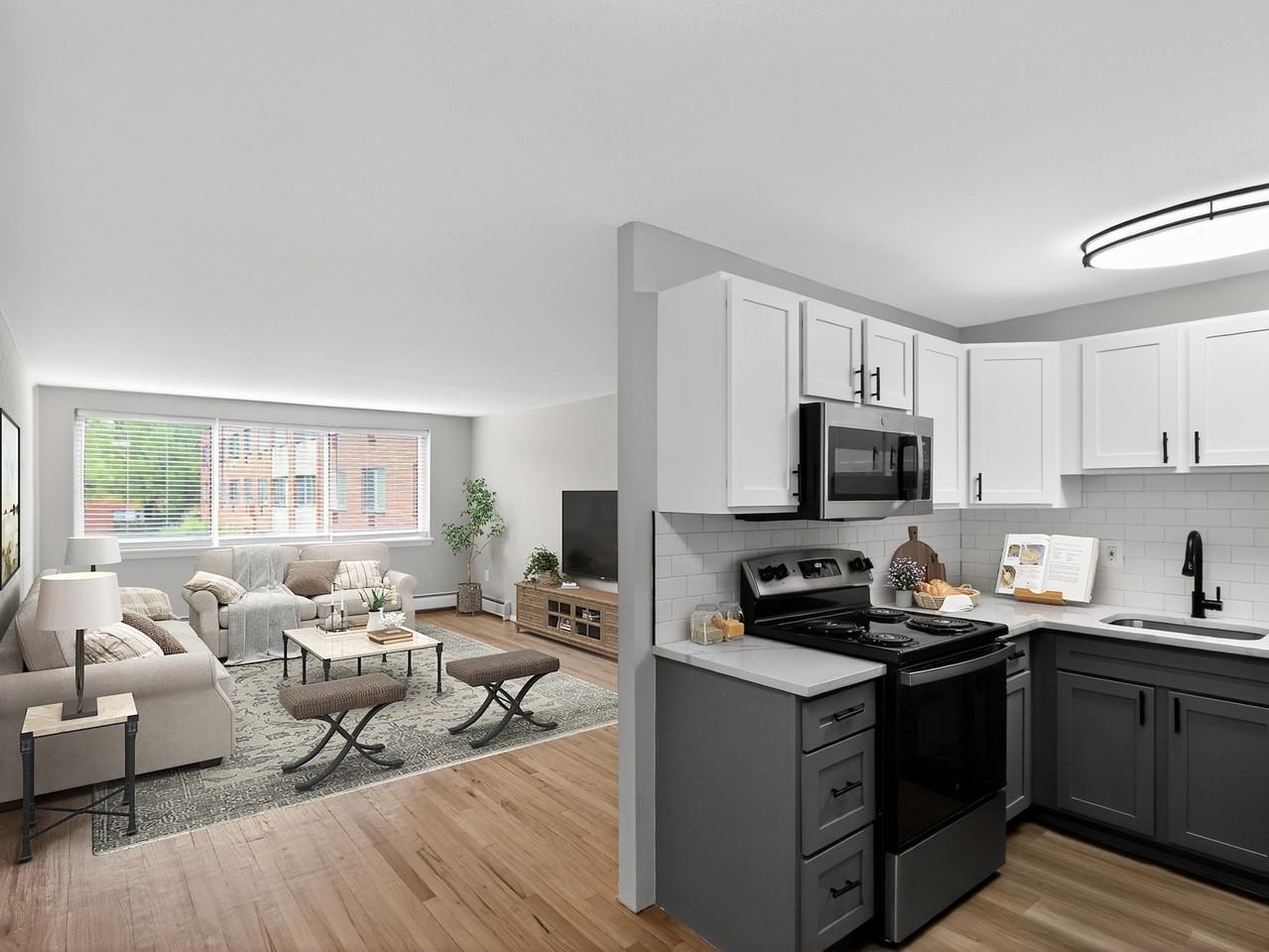 Eagle Rock Apartments at West Hartford - Photo 2 of 30