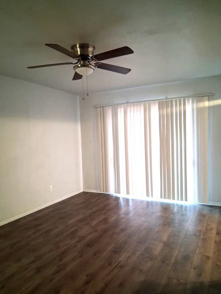 906 Grant Street - Photo 5 of 12