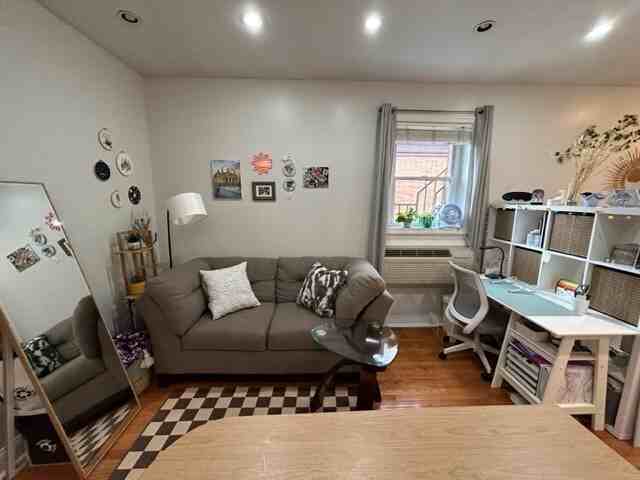 5815 Fifth Ave - Photo 3 of 15
