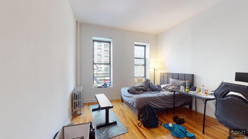 1293 1st Ave - Photo 7 of 10