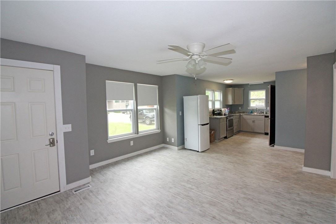 203 Se 7th St - Photo 5 of 14