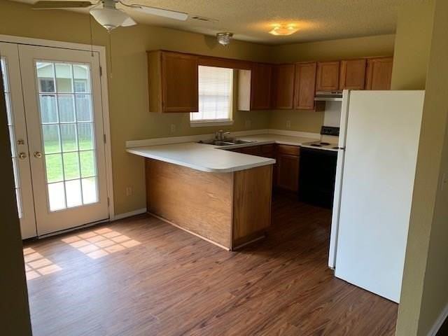 3355 W Vassar St - Photo 4 of 14