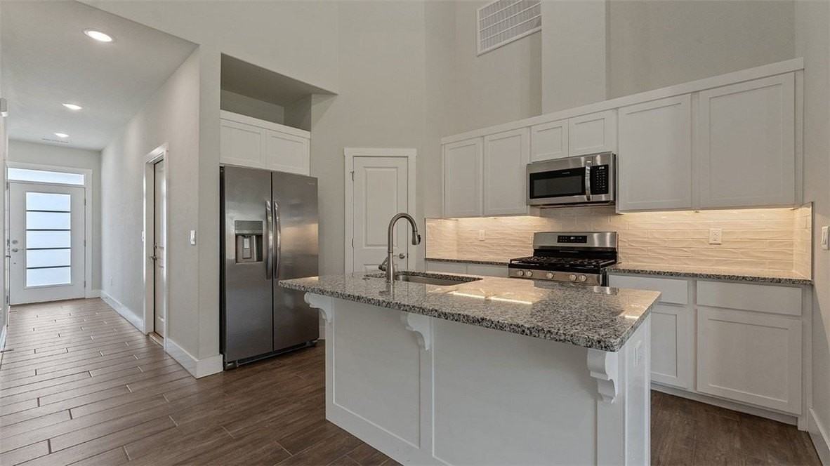 491 Azurite Rd - Photo 4 of 15
