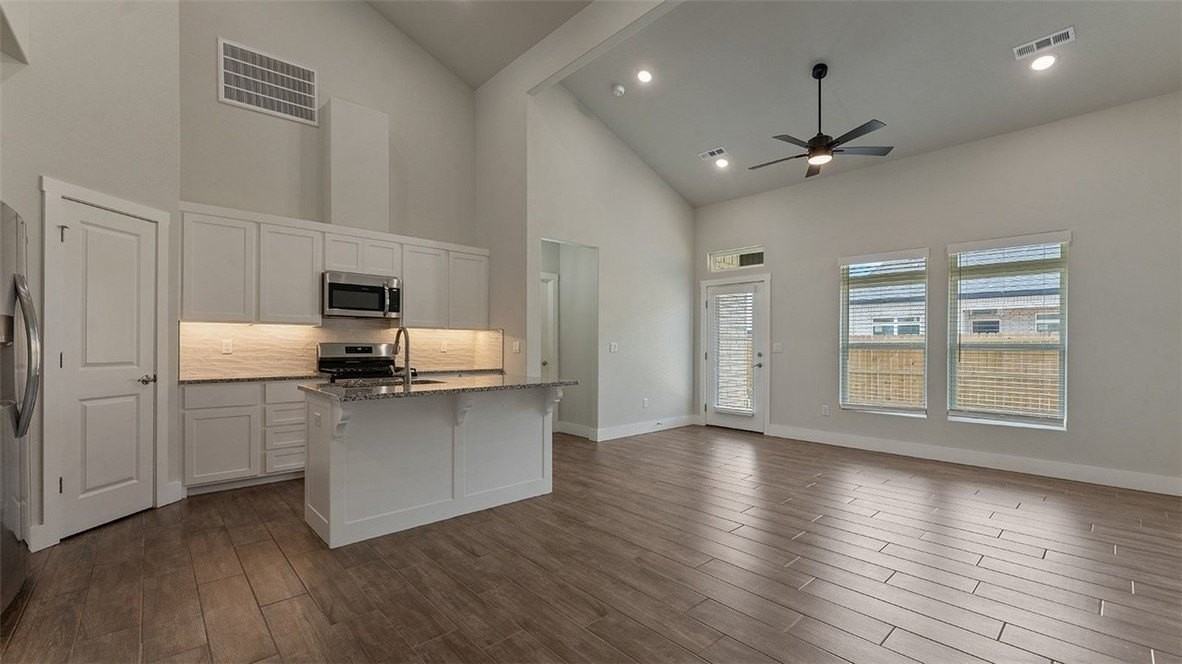491 Azurite Rd - Photo 5 of 15