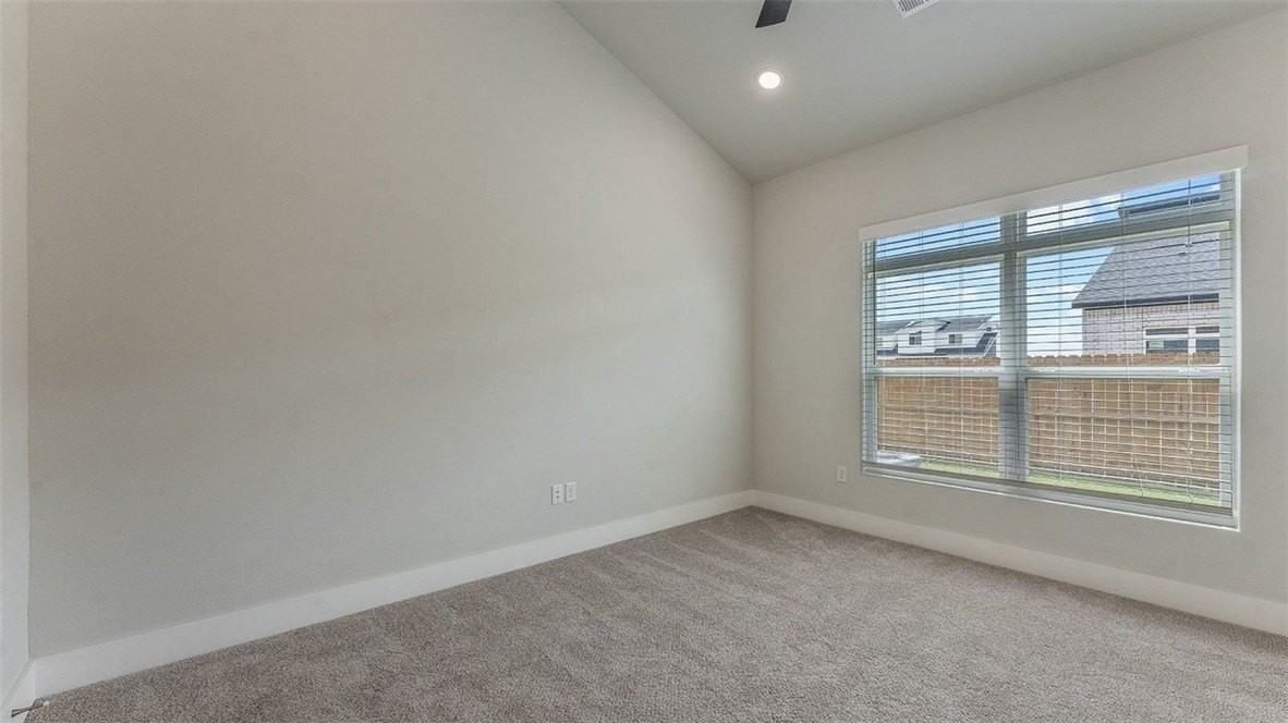 491 Azurite Rd - Photo 6 of 15