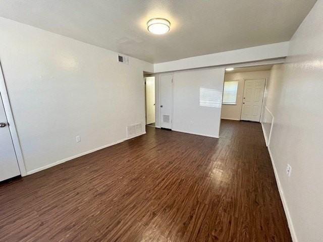 920 N Leverett Ave #805 - Photo 4 of 18