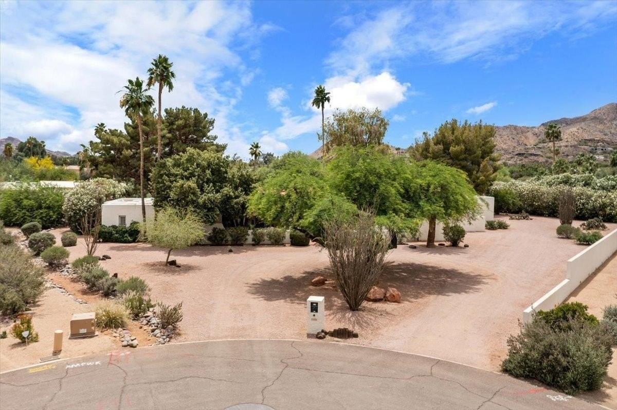 5209 E Via Buena Vis - Photo 2 of 50