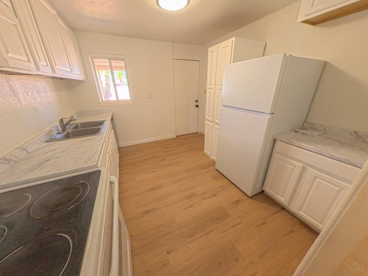 418 N Colorado St #1 - Photo 4 of 13