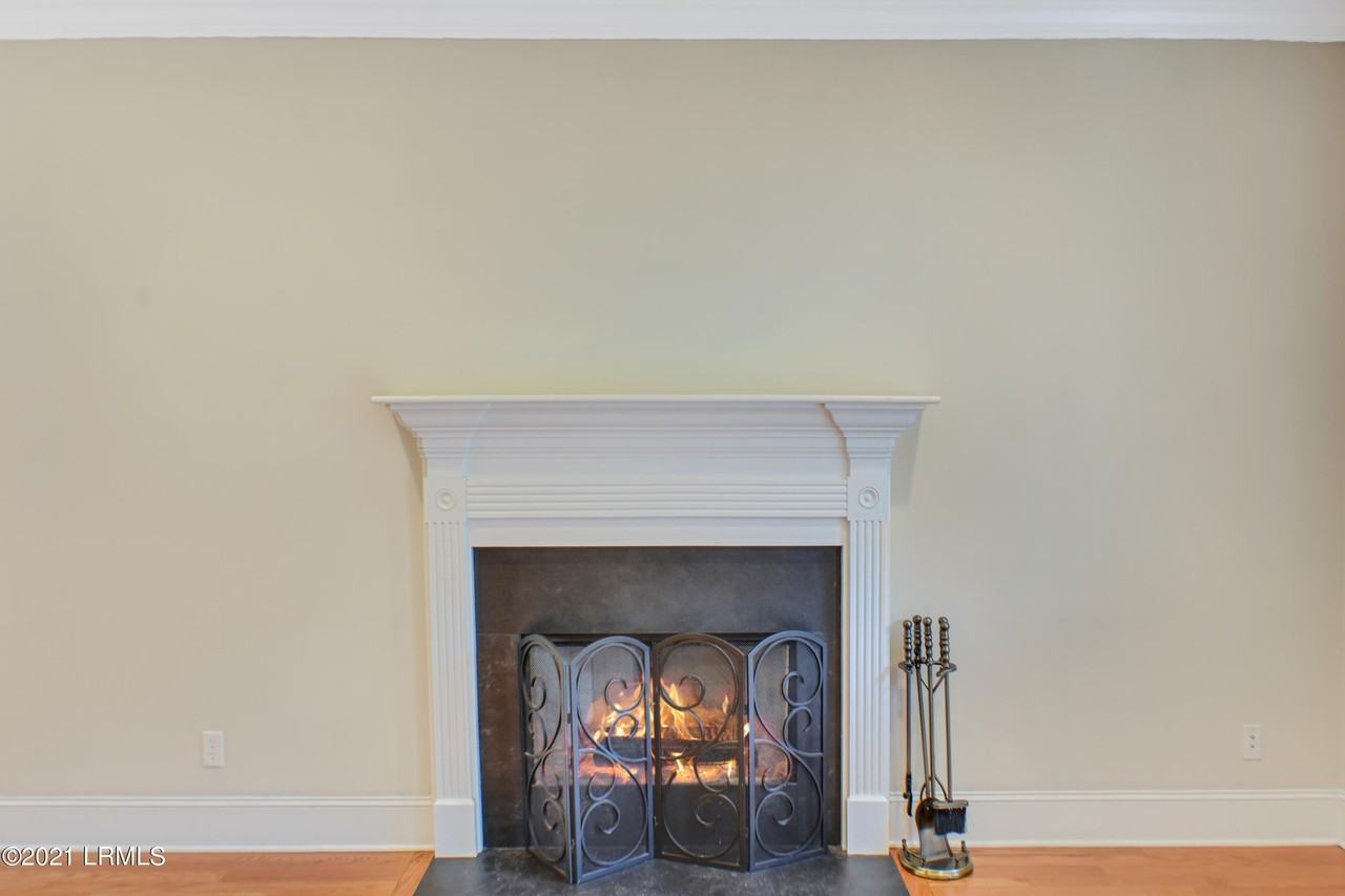 419 Joshua Ct - Photo 5 of 24