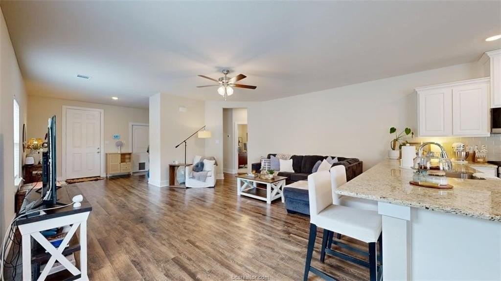 918 Fork Ct - Photo 4 of 25