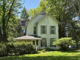 featured image of 4550 E Ooley Ave