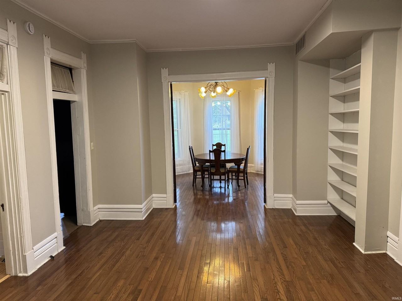 4550 E Ooley Ave - Photo 2 of 12